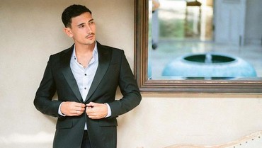 Resmi Nikahi Jedar, Asmara Vincent Veerhag & Cinta Laura Kembali Disorot