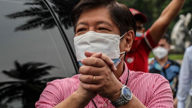Capres Filipina Marcos Jr menjalani tes narkoba membuktikan tuduhan Presiden Rodrigo Duterte yang menyebut ada capres yang memakai kokain.