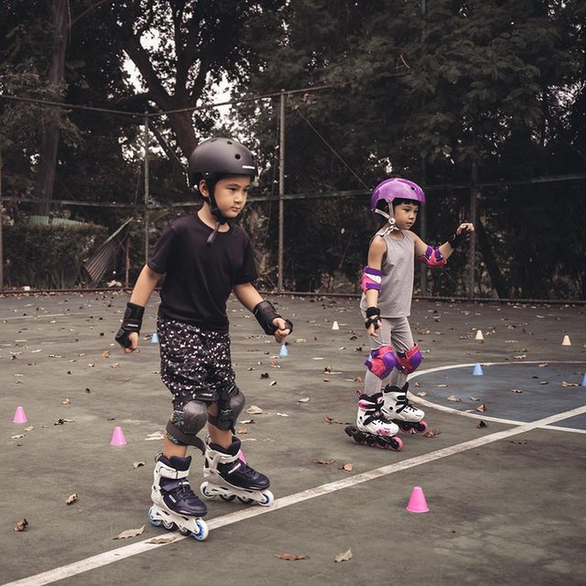 Keseruan Duo Andara Gempi & Rafathar Saat Main Sepatu Roda hingga Perosotan