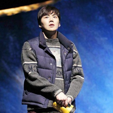 img-title Sebelum Populer Seperti Sekarang, Rupanya Kim Seon Ho Sudah Sangat Berpengalaman di Dunia Teater! Ini Potret Lawasnya