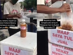Meski Tunarungu Pria Ini Tetap Semangat Jualan Kunyit Asam Keliling