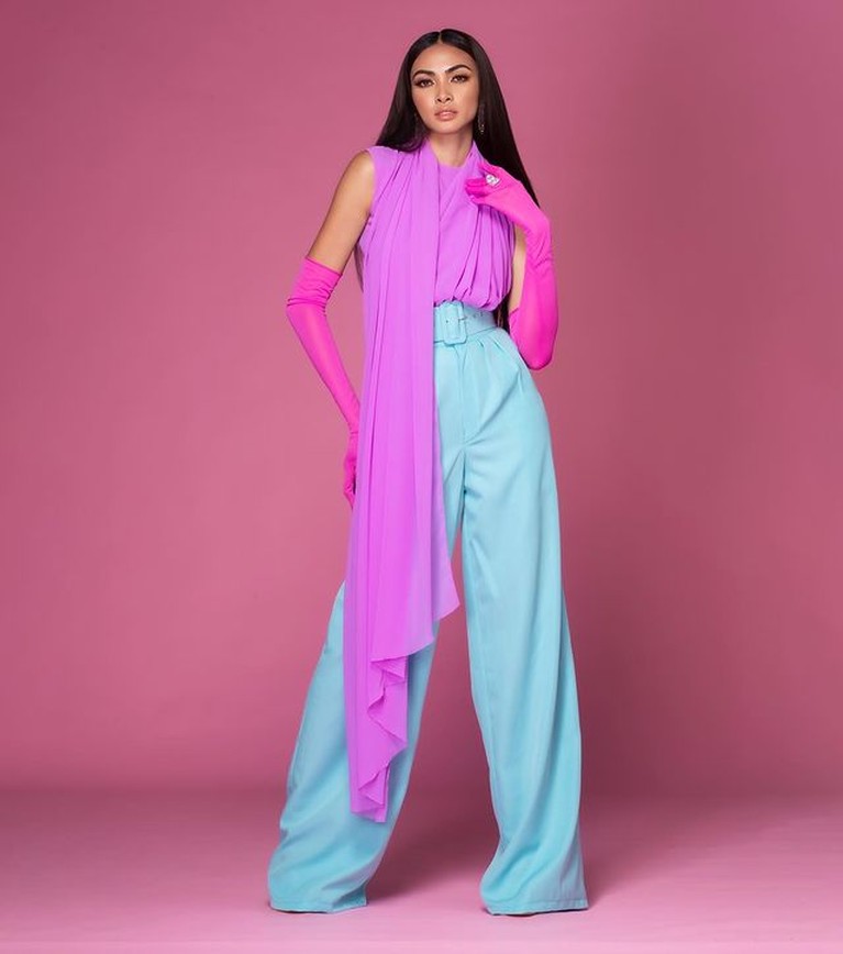 Sosok Beatrice Gomez Miss Universe Filipina yang Ngaku Biseksual Miss Universe Filipina bernama Beatrice Gomez menuai kontroversi karena mengaku seorang biseksual. Yuk kita intip potretnya!