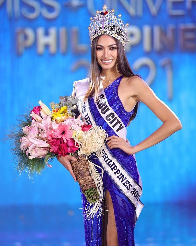 Sosok Beatrice Gomez Miss Universe Filipina yang Ngaku Biseksual Miss Universe Filipina bernama Beatrice Gomez menuai kontroversi karena mengaku seorang biseksual. Yuk kita intip potretnya!
