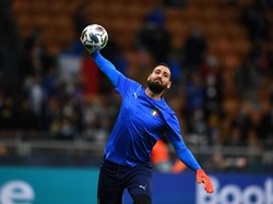 Mancini Pasang Badan buat Donnarumma!