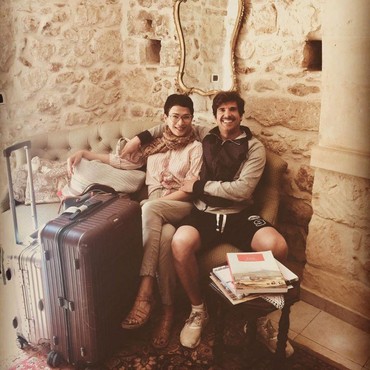 Momen Lepas Rindu Oscar Lawalata & Kekasih Bule yang Kini Kembali LDR