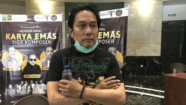 Setelah sempat kritis, musisi senior Oddie Agam disebut oleh sang istri sudah bisa membuka mata meski masih membutuhkan alat bantu untuk bernafas.