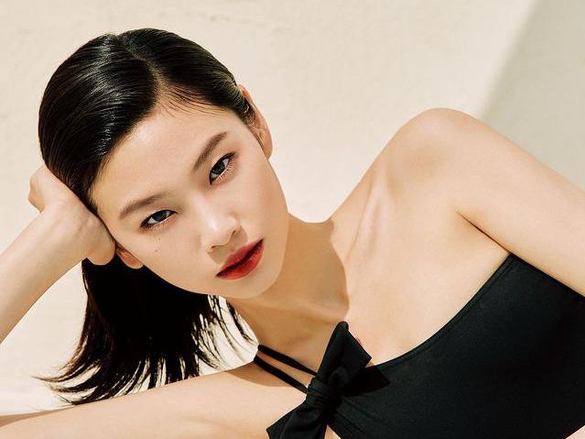 Nama Jung Ho Yeon sedang naik daun dan populer berkat aktingnya di Squid Game&period; Yuk kita intip pesonanya&excl;