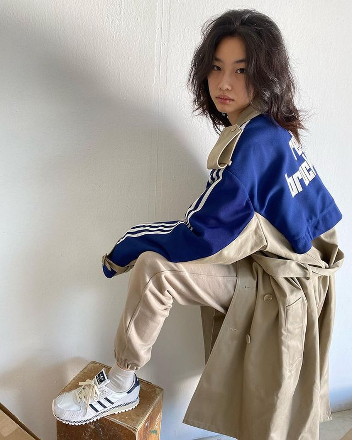 Nama Jung Ho Yeon sedang naik daun dan populer berkat aktingnya di Squid Game&period; Yuk kita intip pesonanya&excl;