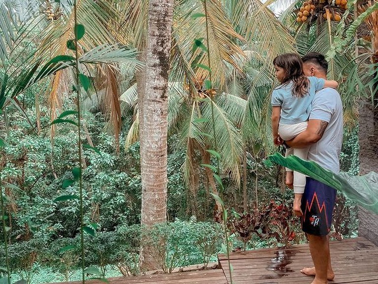 Baru-baru ini Gisel dan kekasihnya Wijin beserta Gempi tengah berlibur ke Bali jadi perbincangan. Yuk kita intip potretnya!