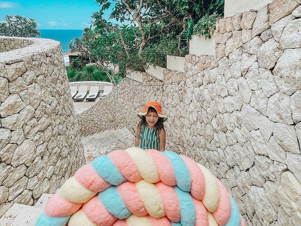 Baru-baru ini Gisel dan kekasihnya Wijin beserta Gempi tengah berlibur ke Bali jadi perbincangan&period; Yuk kita intip potretnya&excl;