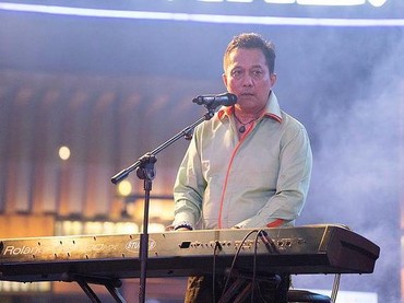 Lirik Lagu Religi Akhirnya - Oddie Agam