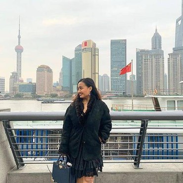 Heboh Makan Babi, Lina Mukherjee Bela Diri Usai Dituding Orang Stres