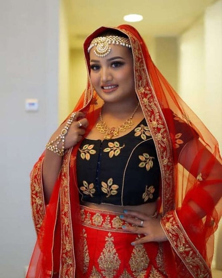 Sosok Lina Mukherjee yang Dihujat Usai Hina Lesti Kejora & Kini Ngemis Endorse Lina Mukherjee dihujat oleh netizen usai menghina Lesti Kejora kini kedapatan mengemis endorse. Yuk kita intip sosoknya!