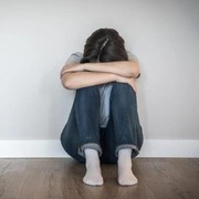 Nggak Cuma Kesulitan Atur Emosi, Ini 5 Tanda Kamu Sudah Terhitung Butuh Bantuan Profesional Mental Health, Menurut Ahli
