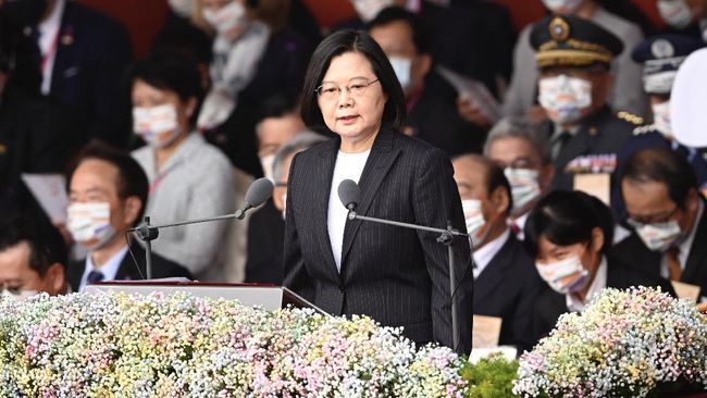 Tsai Ing-wen: Latihan Perang China Bikin Militer Taiwan Makin Kuat