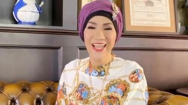 img-title Aksi Dorce Gamalama Bikin Video Minta Bantuan Direspons Presiden Jokowi