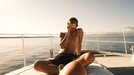 Beda Keyakinan & Usia, Intip Liburan Romantis Agnez Mo & Adam Rosyadi Agnez Mo dan Adam Rosyadi liburan romantis di pulau Dewata, Bali. Yuk kita intip momen mereka!