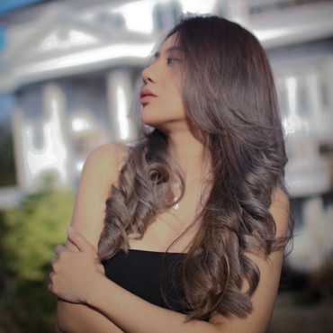 Seksi di Media Sosial, Berlliana Lovell Klaim Aslinya Jarang Mandi