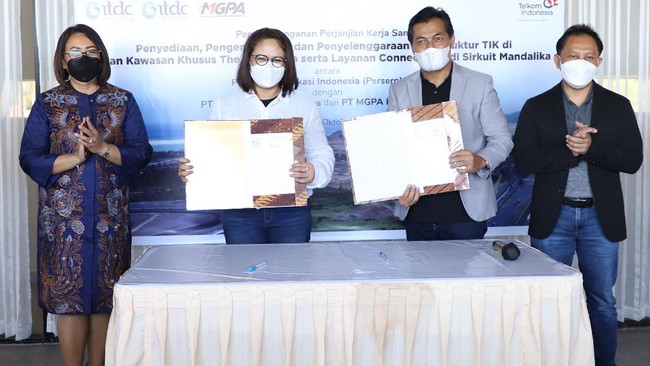 Telkom dan ITCD menjalin kerja sama untuk mewujudkan digitalisasi Kawasan Ekonomi Khusus (KEK) Mandalika agar menjadi destinasi wisata kelas dunia.