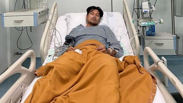 img-title Chicco Jerikho Sempat Kritis dan Dirawat 3 Orang Dokter di IGD