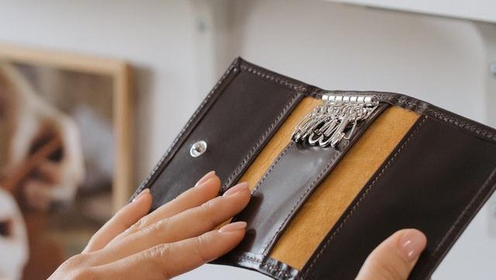 Bebas Bokek, Coba Pakai 5 Warna Dompet Pengundang Rezeki Ala Fengshui, Suka Warna Apa?