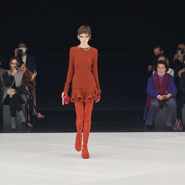 Koleksi Terbaru Givenchy Mendapat Kecaman Gara-gara Desain Aksesori yang Kontroversial dan Meresahkan