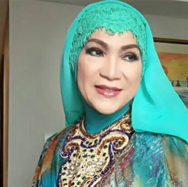 Megawati Bantu Biaya Pengobatan Dorce Gamalama