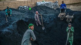 NYALANG: Menatap Balik Kekelaman