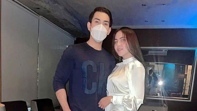 Makin Bahagia Ratu Rizky Nabila Pamer Pacar Baru 4371