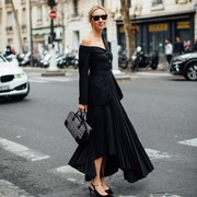 5 Fashion Item untuk Tampil Seksi dan Tetap Elegan yang Bisa Kamu Coba