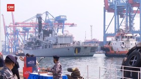 VIDEO: Kapal Perang Inggris HMS Richmond Mampir Indonesia