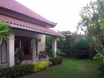 Wow! Mewah Banget, 7 Potret Rumah Eks TKW Banyuwangi Dinikahi Bule Inggris