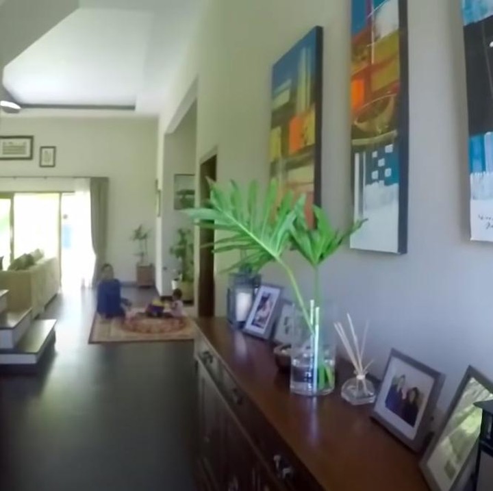 <p>Dian dan Daniel mendesain sendiri setiap sudut rumah mewahnya ini lho. (Foto: Youtube BAJIDOT VLOG)</p>