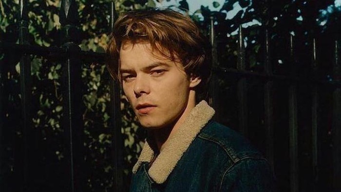 5 Aktor Muda Asal Inggris Ini Sukses Lewat Tayangan Netflix, Duh... Paras Tampannya Bikin Mati Kutu!