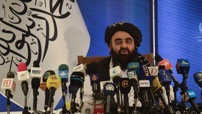 Kunjungan Menlu Afghanistan rezim Taliban ke Pakistan dinilai dapat menjadi langkah awal kelompok itu mendapat pengakuan internasional.