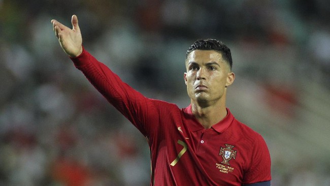 Cristiano Ronaldo mencetak gol dan turut berperan mengantar timnas Portugal mengalahkan Qatar dalam laga persahabatan.