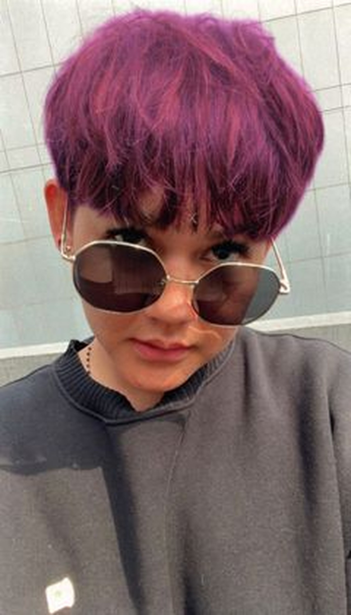 Penampilan Terbaru Sissy Priscillia dengan Rambut Cepak Jadi Sorotan