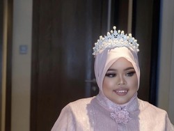 Rahmawati Kekeyi Unggah Foto Tanpa Hijab Dikritik Netizen, Ini Penjelasannya