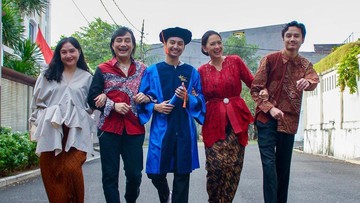 HUBUNGAN IRA DAN KATON USAI CERAI