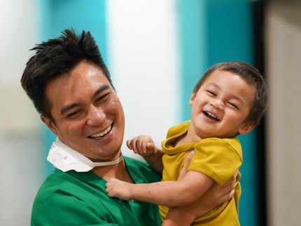 Kiano Sakit & Muntah 4 Kali Sehari, Baim Wong Pilih Lakukan Ini untuk Mengatasinya