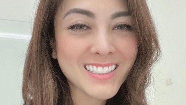 Keciduk Makan Bareng Jonathan Frizzy, Ini Klarifikasi Dhena Devanka