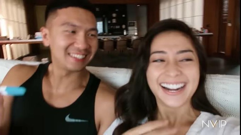 Reaksi Indra Priawan Saat Tahu Nikita Willy Hamil Pertama Kali Reaksi Indra Priawan Saat Tahu Nikita Willy Hamil Pertama Kali