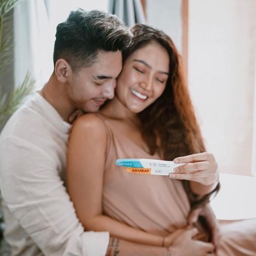 3 Fakta Siti Badriah Umumkan Kehamilan, Krisjiana Sampai Sujud Syukur