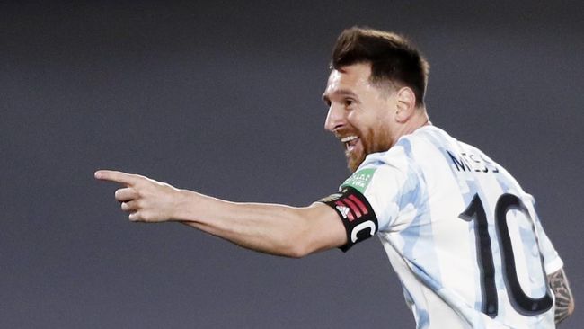 Ignore PSG’s anger, Messi laughs in Argentina national team training