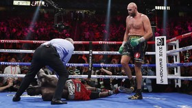 Pukul KO Wilder, Tyson Fury Dinilai Bisa Pensiun