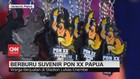 VIDEO: Warga Manfaatkan Peluang Berjualan Suvenir PON