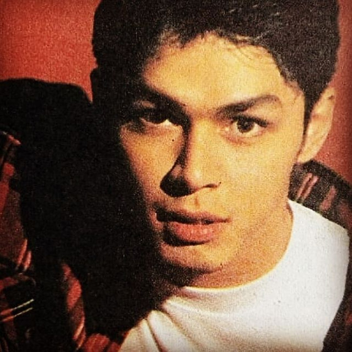 Thomas Djorghi mengaku bahwa dirinya mendapat tudingan seorang gay dari saat duduk di SMA hingga kini&period; Yuk intip foto masa mudanya&excl;