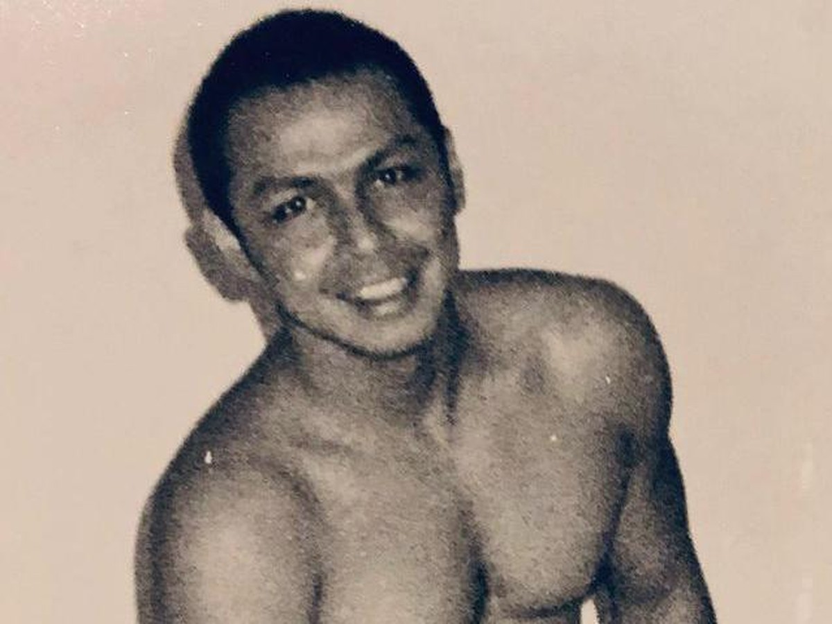 Thomas Djorghi mengaku bahwa dirinya mendapat tudingan seorang gay dari saat duduk di SMA hingga kini&period; Yuk intip foto masa mudanya&excl;