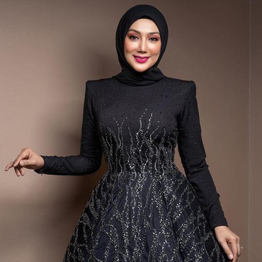 Janda Engku Emran Diisukan Jadi Istri Kedua Menteri Faizal Azumu