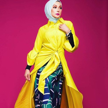 8 Potret Erra Fazira Mantan Engku Emran Diisukan Jadi Istri ke-2 Politikus